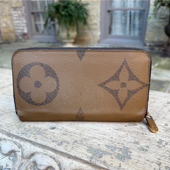 LOUIS VUITTON MONOGRAM GIANT NEONEO REVERSE ZIPPY WALLET EUC - Picture 1 of 7